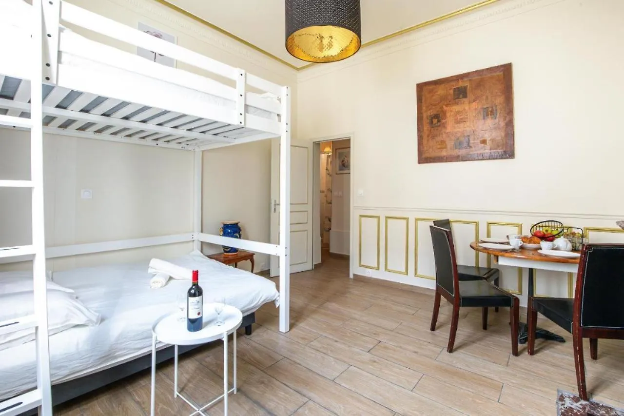 Elegante Suite Haussmannienne Au Coeur Du 6Eme Párizs Apartman